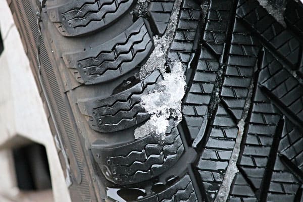 Neumáticos para nieve Vs neumáticos para todas las estaciones: ¿cuáles son mejores?