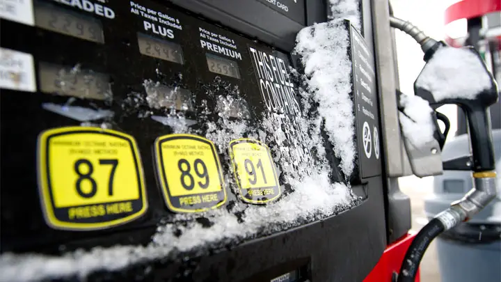 ¿Puede la gasolina (y otros fluidos de automóviles) congelarse en climas extremadamente fríos?